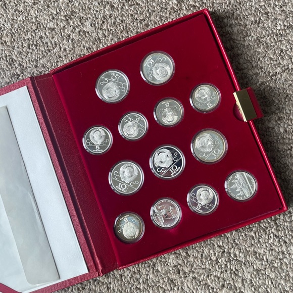 1980 Russian Olympic silver commemorative coin set. - Picture 2 of 5